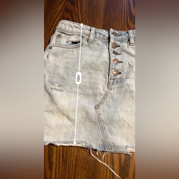 Free People We The Free Denim Skirt Breezy Button Fly, size 27 light wash blue - Picture 16 of 16